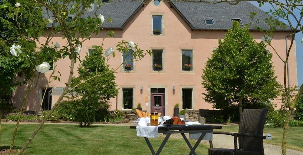 Hotel La Ferme De Bourran Rodez - Parking Prive Gratuit Exterior photo